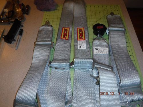 Rci 5  point harness camlock silver good until march 2018