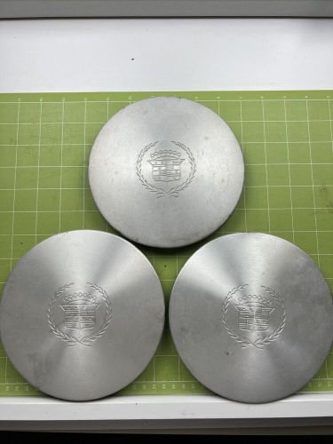 96 97 98 99 CADILLAC DEVILLE OEM CENTER HUB CAP 9593128 LOT OF 3 Used. U2, US $39.99, image 9