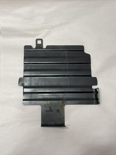 Genuine GM Battery Tray Protector 13284552, US $24.20, image 3