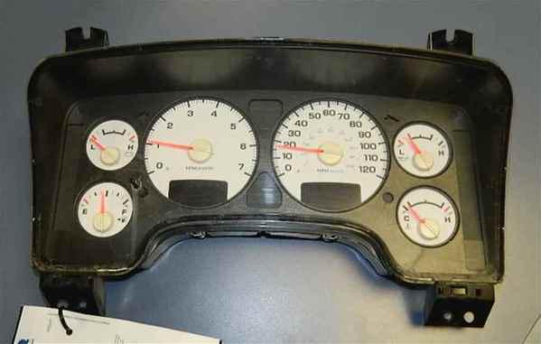 02 2002 ram 1500 speedometer cluster at 113k oem lkq