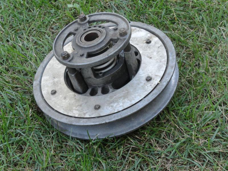 Yamaha exciter snowmobile secondary clutch