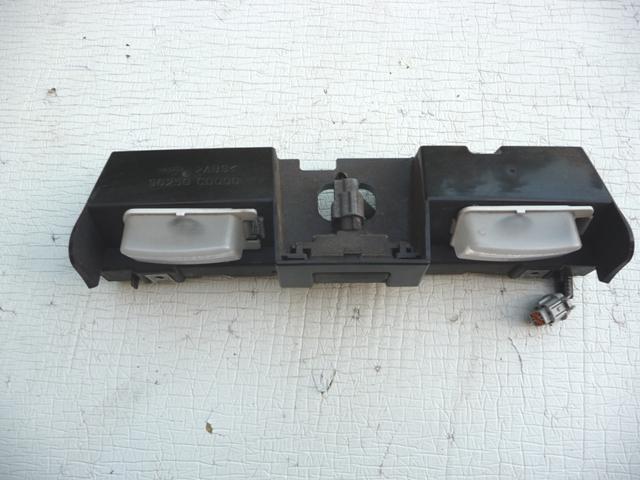 03-06 nissan 350z trunk lid open latch release switch license plate lights oem 