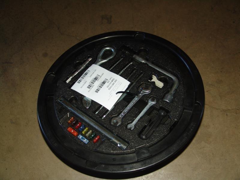 02 mercedes cl500 cl55 full emergency spare tool kit toolkit tools assembly 8504