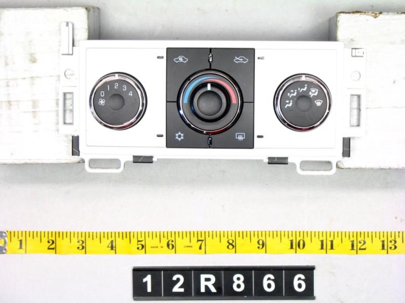 09 malibu temperature climate control ac heat unit panel switch 12r866