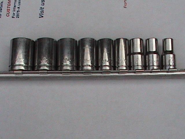 Blue-point sold by snap-on 1/4" drive 9 piece socket set  7/32" to 9/16" 
