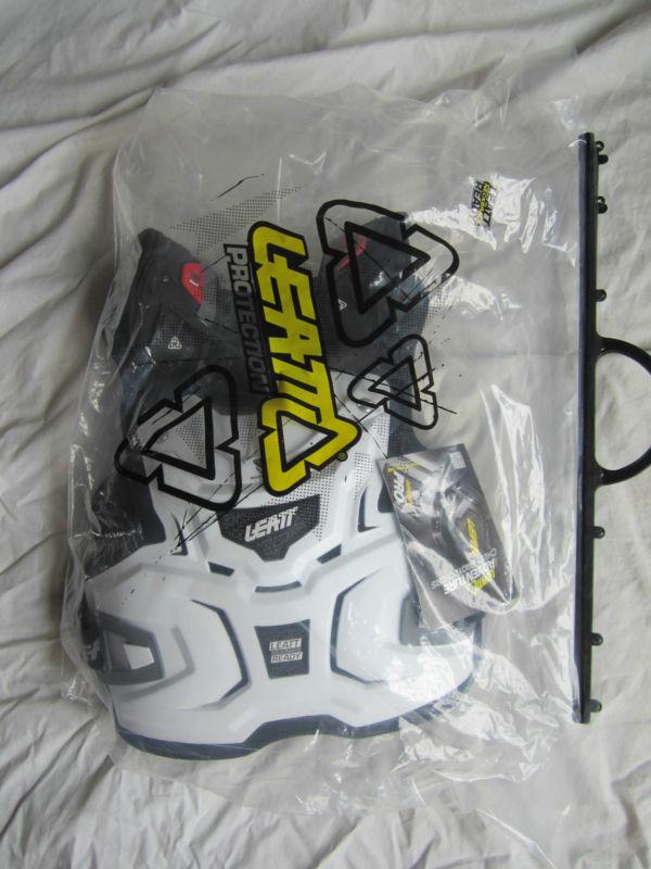 Leatt adventure lite white chest protector system new adult medium mx atv bike