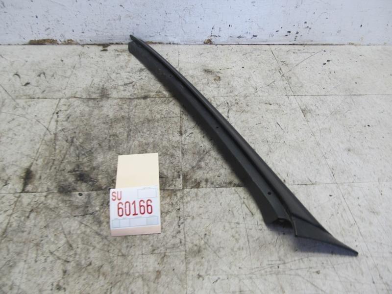 96-99 00 range rover 4.0se front windshield right side outer pillar trim molding