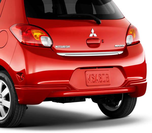 2014 genuine mitsubishi mirage tailgate edge protector garnish mz330461