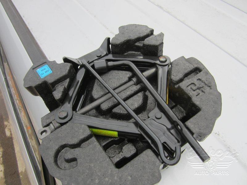 2010 kia soul jack kit 305252