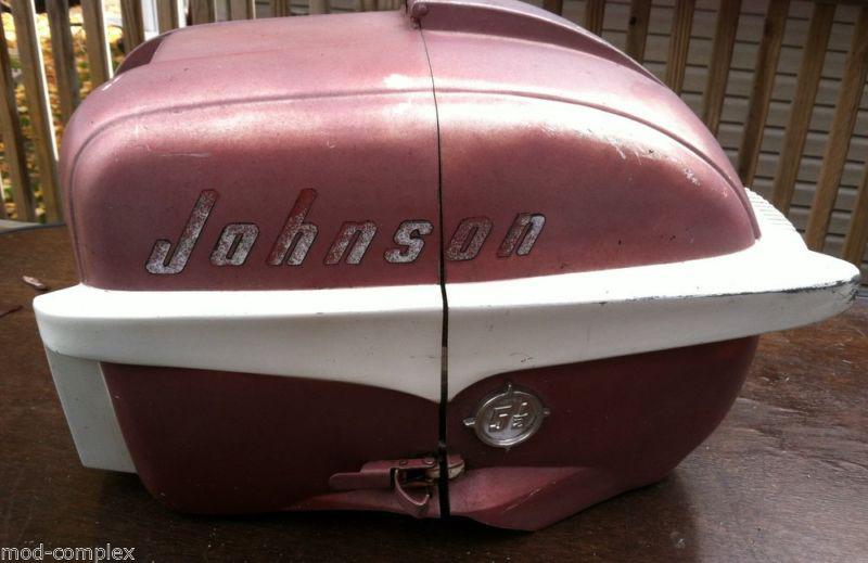 Johnson 5-1/2hp outboard engine hood