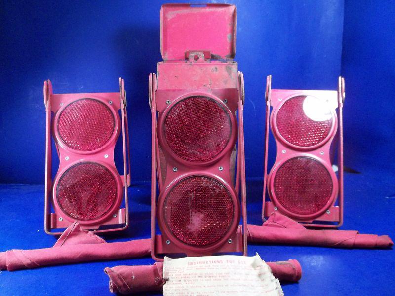 Buy Vintage GROTE Automobile Emergency Reflector Flameless Flare Kit No.70 in North Fort Myers