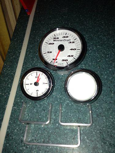 Mastercraft medallion gauges x2. brand new never used brackets included