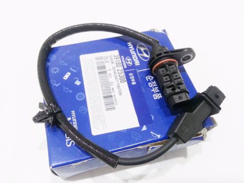 Oem crankshaft position sensor for kia forte koup cerato koup sportage 2.0l 2.4l