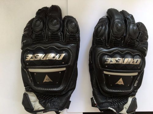 Dainese 4 stroke gloves (large)