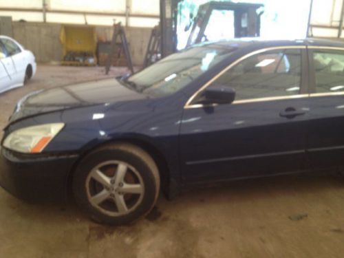 Driver left side view mirror fits 03-07 accord 2339572