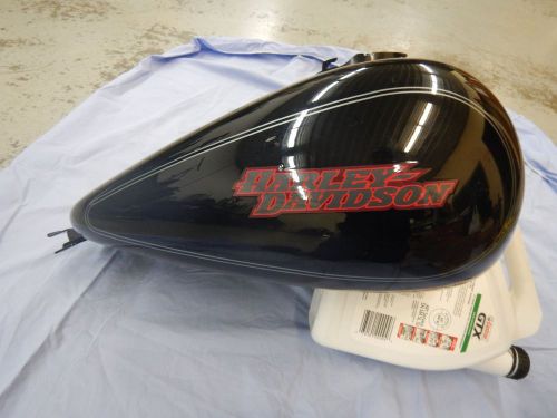 2009 - 2014 harley touring flh 6 gal. gas tank very good condition