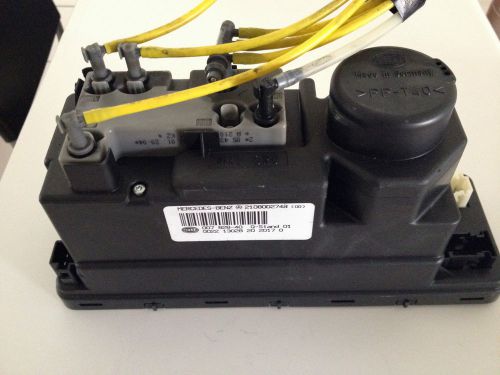 96-01 mercedes benz w202/210 c class e class door lock vacuum pump 210 800 29 48