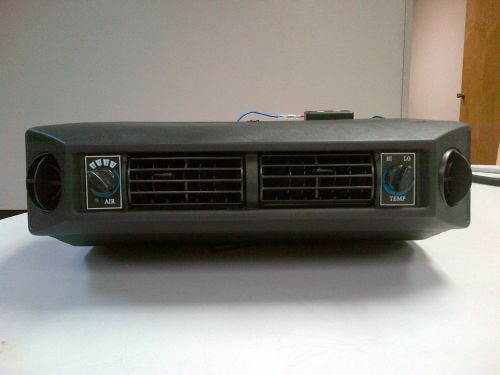 Universal under dash ac evaporator 12v