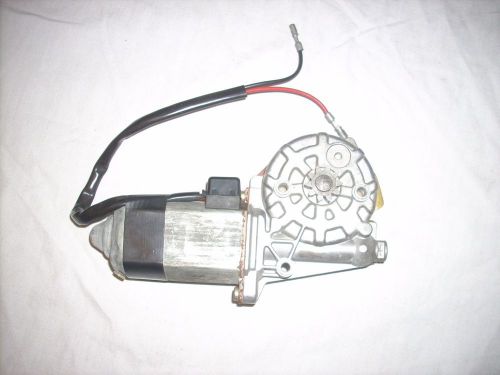 Volvo rear left window motor part# 1355567
