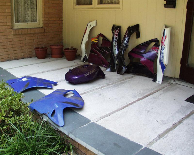 Suzuki   gsx-r gas tank fuel cell fairing 1993 1994 1995 sh