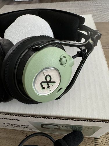 David clark dc pro-x aviation headset with bluetooth / noisecancelling 43100g-01