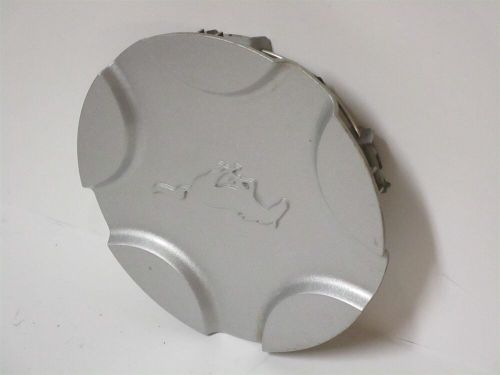 1999-2004 ford mustang gt center wheel cap xr33-1a096-cb oem
