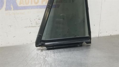 21 2021 toyota 4runner door vent glass rear left driver