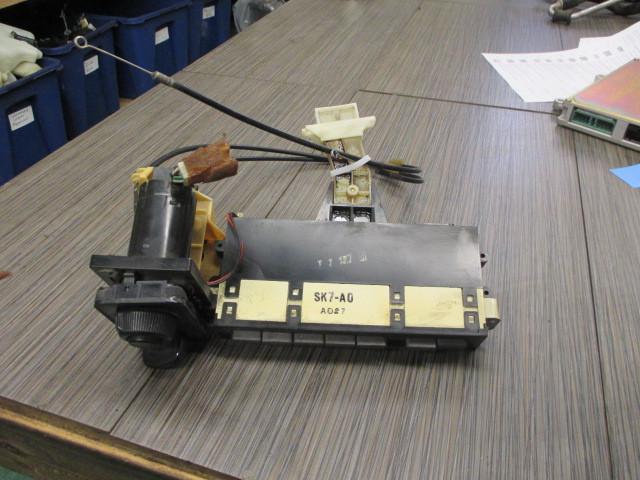 90 91 92 93 ACURA INTEGRA AC A/C HEATER CLIMATE CONTROL INCLUDING KNOBS OEM, US $34.00, image 2