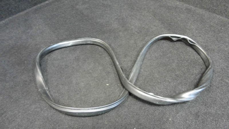 Cowling seal #83983m mariner 1979/1983-1986 9.9/15hp outboard boat motor cover