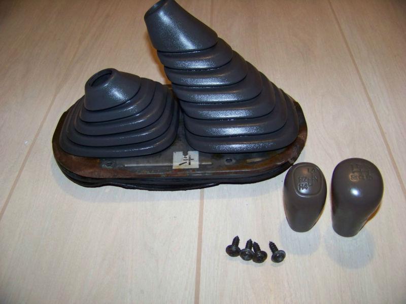 Buy 19891995 Toyota Pickup/4 Runner 4X4 Manual Shift, Shifter Boots