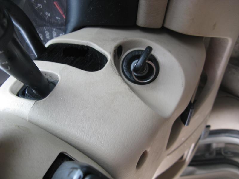 Buy 00 01 MAZDA MPV STEERING COLUMN COLUMN SHIFT W/O BURGLAR ALARM in