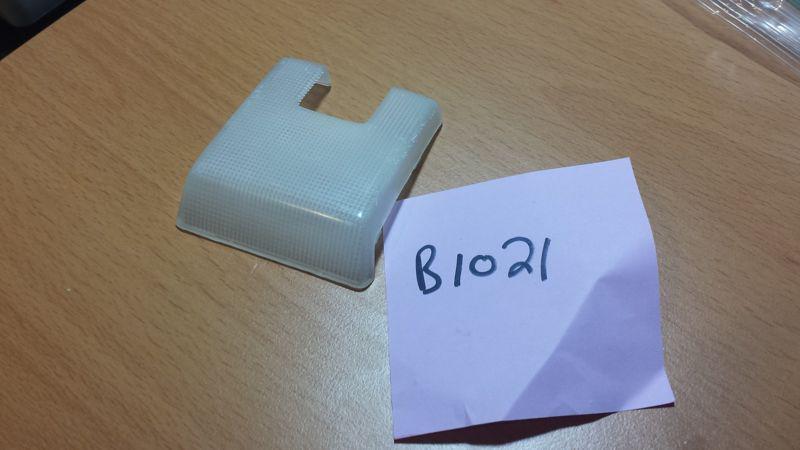 Toyota pickup truck 4runner interior roof mounted dome light lens b1021