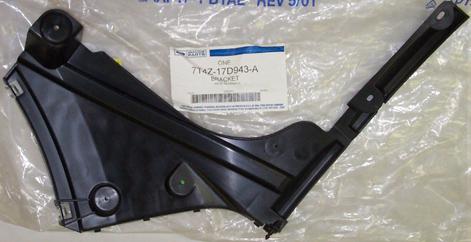 Ford bracket original part 77t4z-17d943-a new 