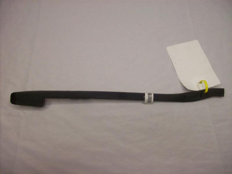 07 08 09 10 11 12 chevy suburban left rear bumper support bracket