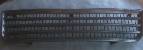 Datsun roadster 1600 grille assembly 