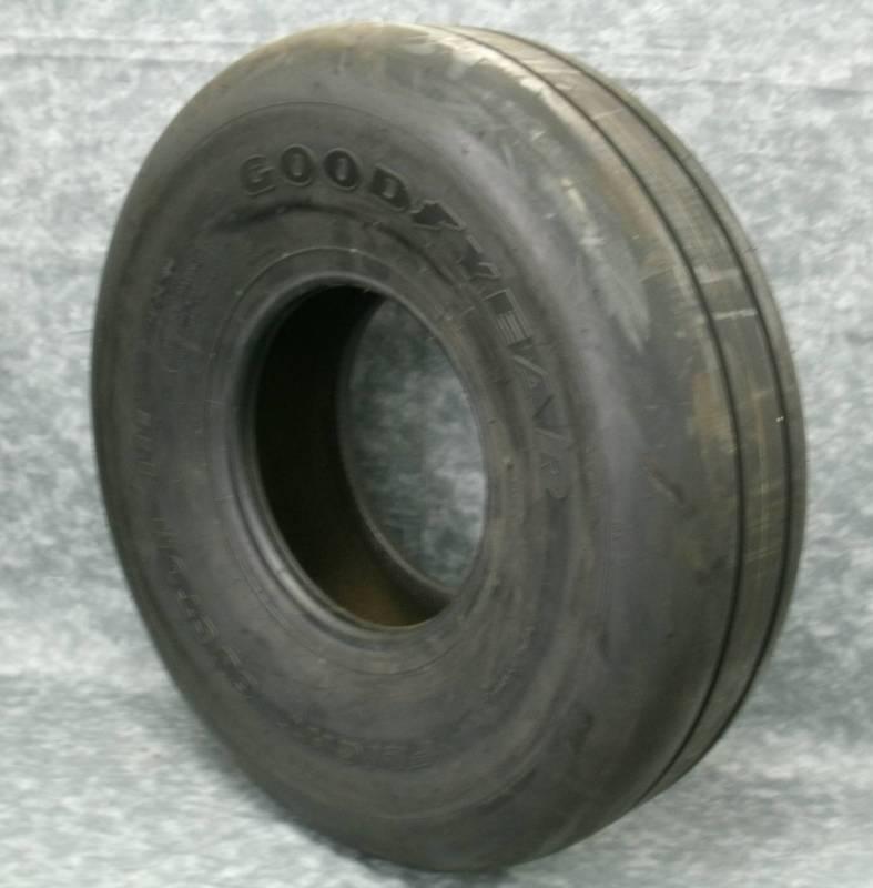 Buy Goodyear Flight Custom III Aircraft Tire 8.5 10, 10 Ply in