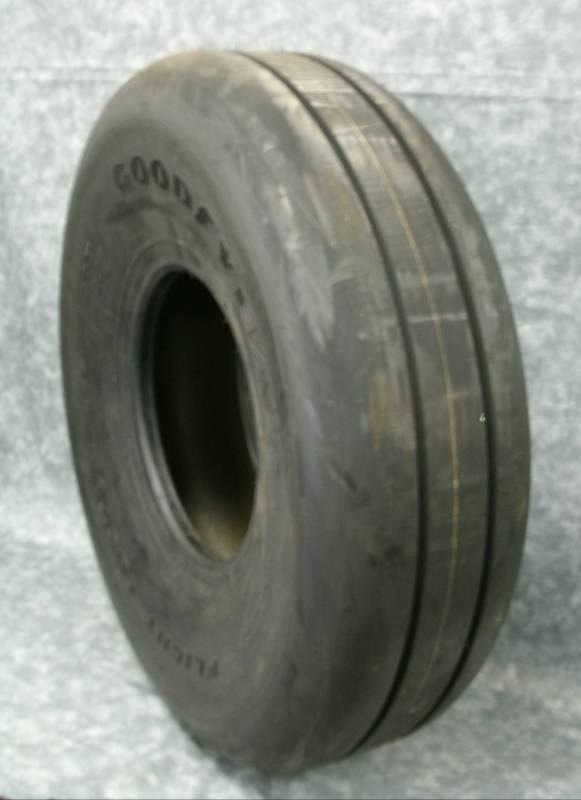 Buy Goodyear Flight Custom III Aircraft Tire 8.5 10, 10 Ply in