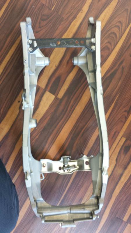 07-10 HONDA CBR600RR OEM SUB FRAME SUBFRAME REAR STRAIGHT CBR 600RR 2007 2008, US $115.00, image 2