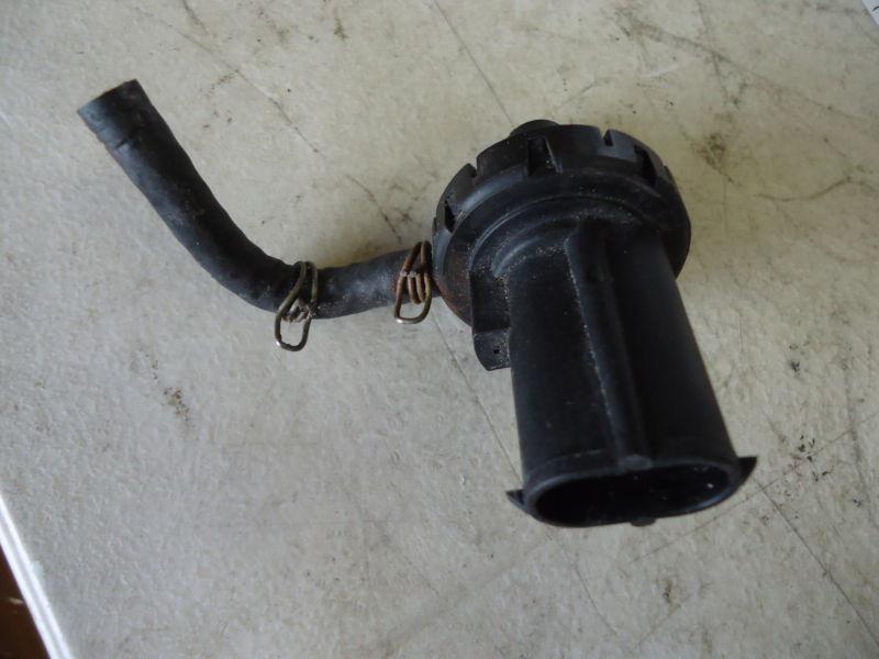 Johnson evinrude omc outboard  fuel vacuum switch 438081