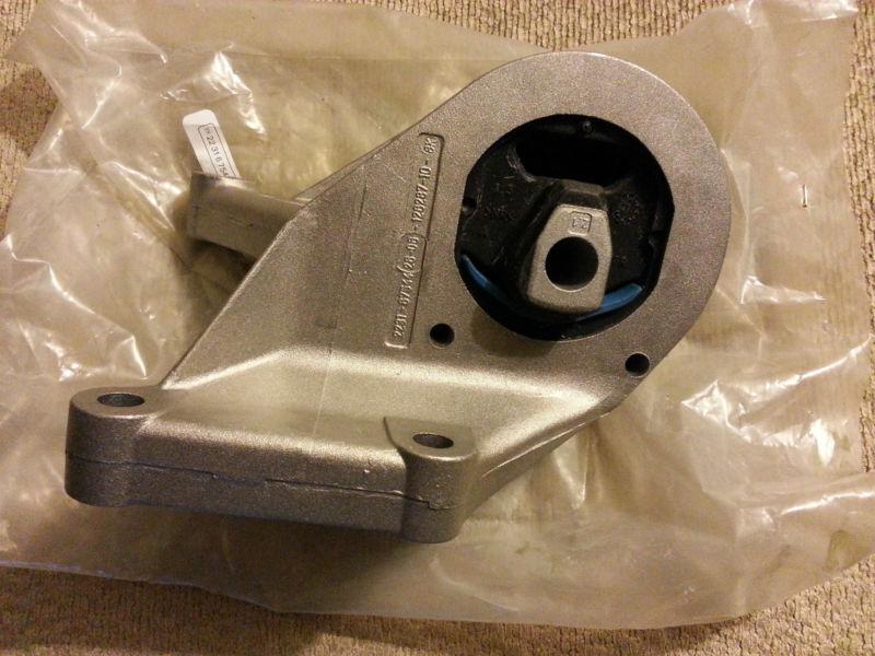 2002-06 mini cooper transmission mount  automatic transmission (22 31 6 754 426)