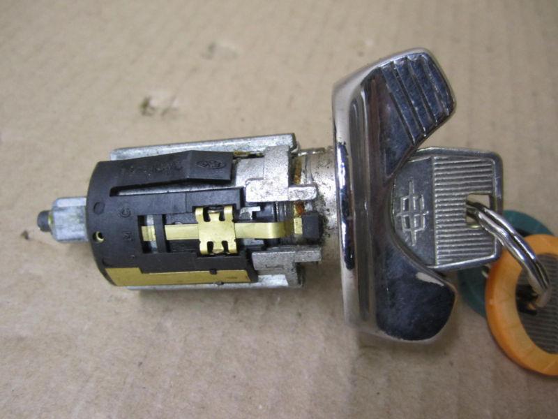 Buy LINCOLN TOWN CAR 19901994 IGNITION TUMBLER LOCK CYLINDER w/ KEY OE