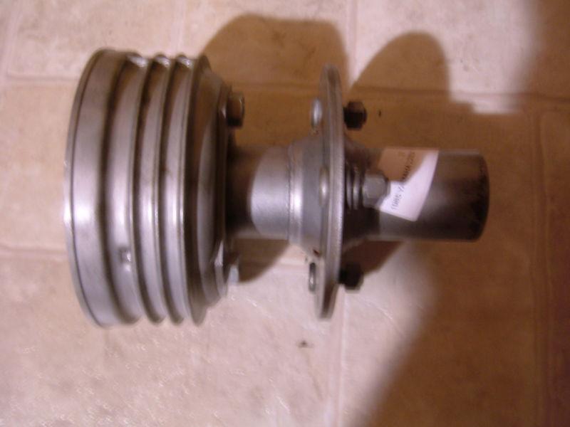 Yamaha ytm225  front wheel hub fits tri-moto, ytm225dx, ytm225dr, ytm200 21