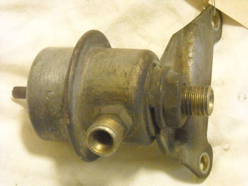 Mercedes r107 fuel pressure damper bosch#0 280 161 007