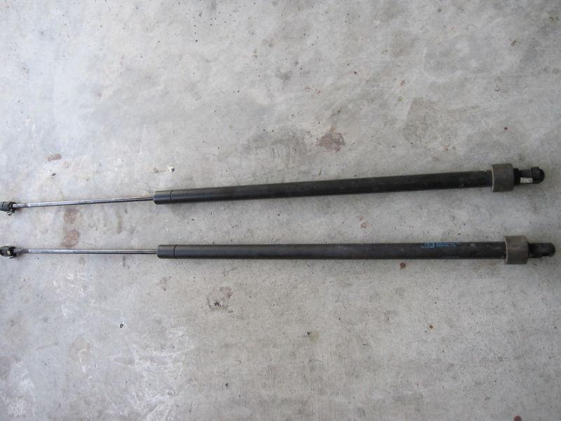 Find Corvette C4 rear hatch glass gas struts 848586878889909192
