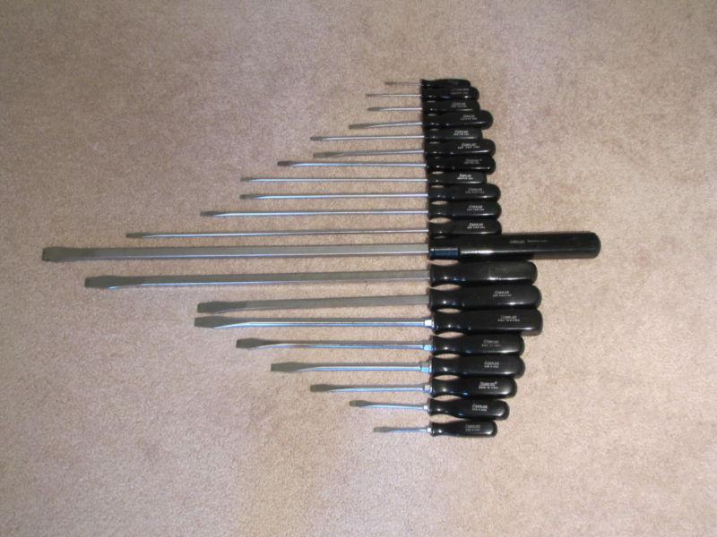 Snap on tools, 20 pc.vintage black screwdrivers