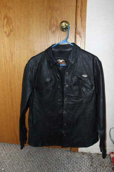 Womans large harley davidson leather jacket