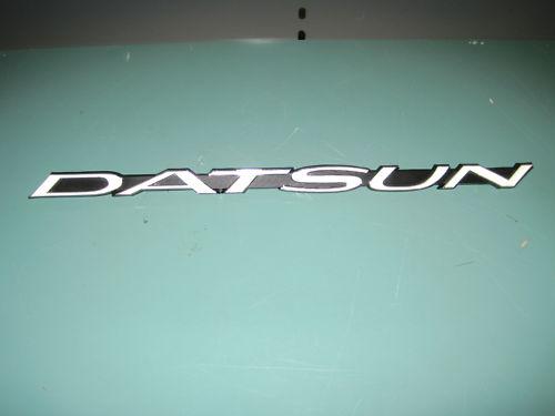  datsun 240z datsun fender emblems pair genuine nissan