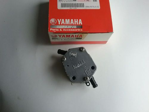 Fuel pump for a yamaha outboard motor 6e5-24410-03