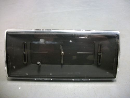 07-13 cadillac escalade dash clock oem center gm p/n 15884145