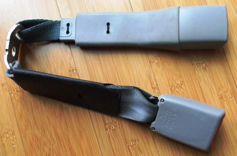 Toyota Camry 07 08 09 Rear Seatbelt Seat Belt , US $16.00, image 2